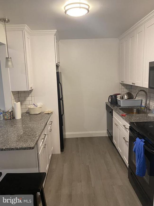 APT-5 - 120 W 4 Th Ave, Condo with 1 bedrooms, 1 bathrooms and null parking in RANSON WV | Image 6