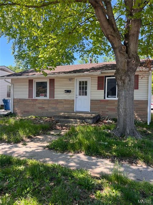 615 Broadway, East Alton, IL, 62024-1220 | Card Image