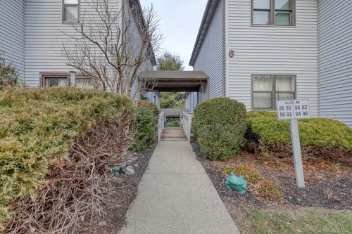 86 Albert Court, Monroe, NY, 10950 | Card Image