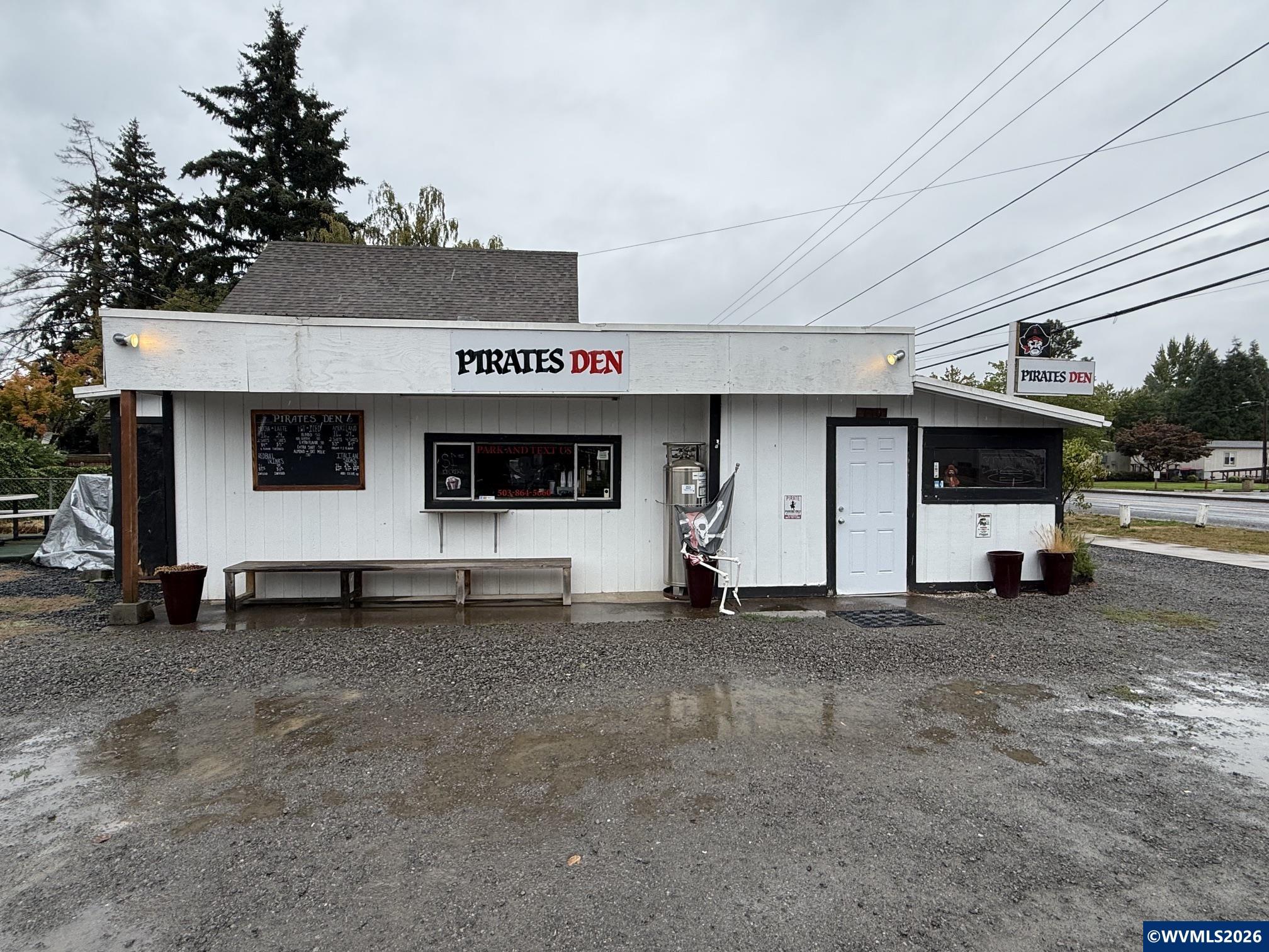 715 Ferry St, Dayton, OR 97114