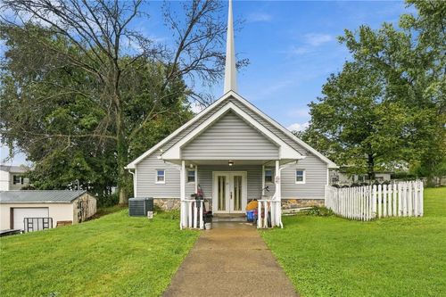 1415 Strawn Ave, New Kensington, PA, 15068 | Card Image