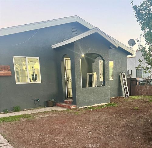 6808 Benson St, Huntington Park, CA, 90255-5311 | Card Image