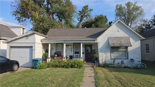 124 Main St, Osawatomie, KS, 66064-1326 | Card Image
