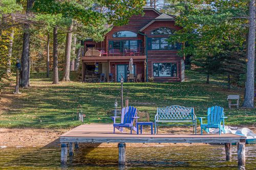 4001 Shangri La Rd, Eagle River, WI, 54521-8839 | Card Image