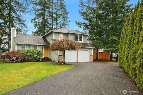 22009 Se 277th St, Maple Valley, WA, 98038-3213 | Card Image