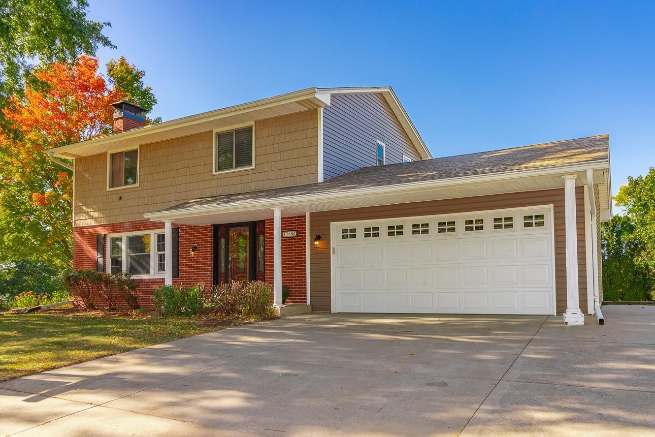 River Hills Dr, Burnsville, MN 55337