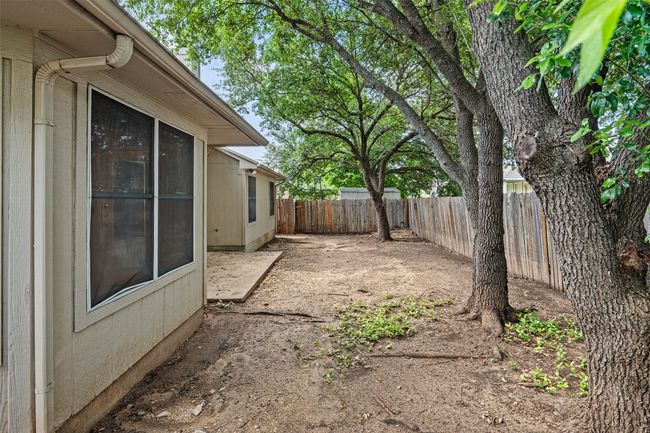 1008 Chippewa, House other with 4 bedrooms, 2 bathrooms and 4 parking in Round Rock TX | Image 38