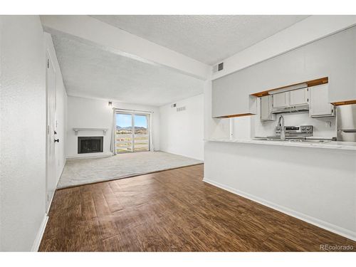 204-519 Wright St, Lakewood, CO, 80228-1107 | Card Image