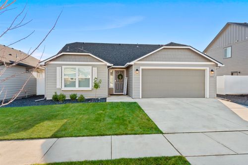 1808 E C St, Deer Park, WA, 99006-5607 | Card Image