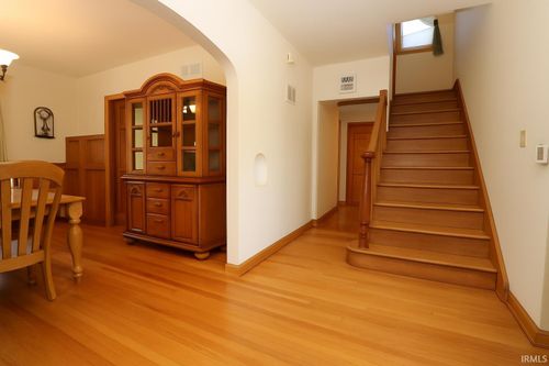 3401 Northside Blvd, South Bend, IN, 46615-2001 | Card Image