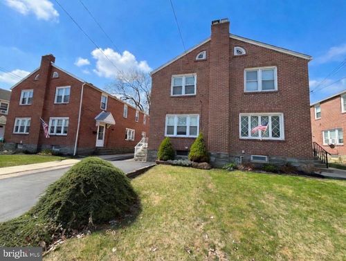 429 Sutton Ave, FOLSOM, PA, 19033-1412 | Card Image