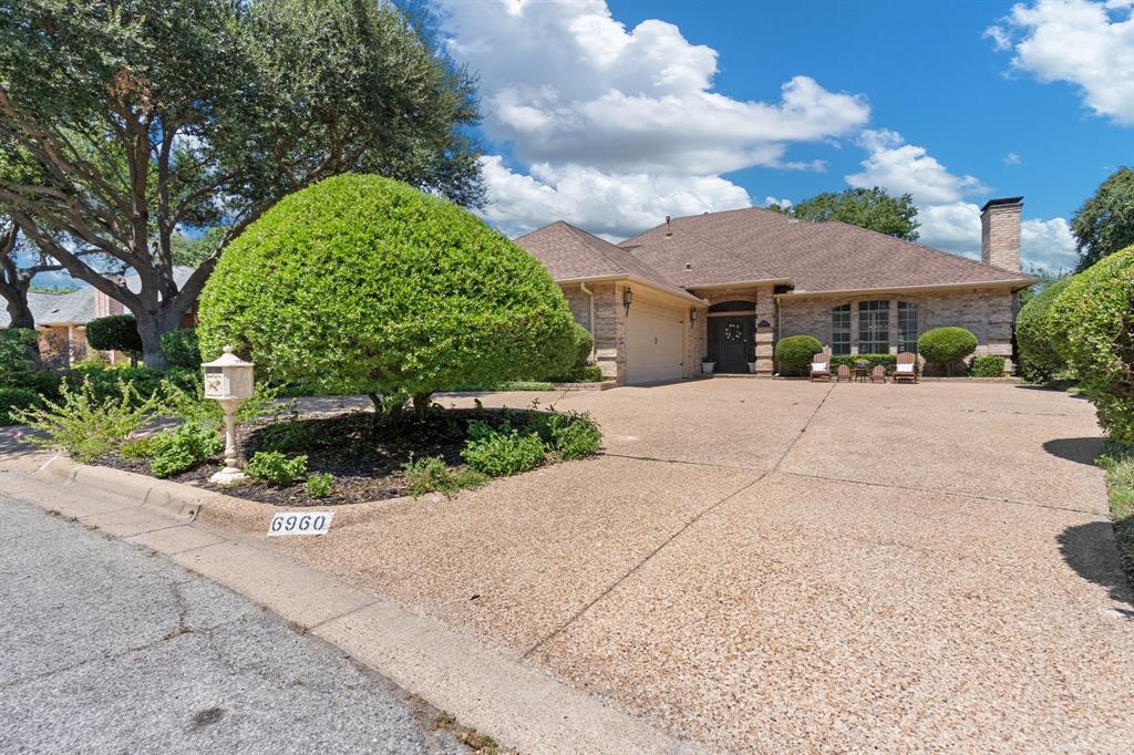 Allen Place Dr, Fort Worth, TX 76116