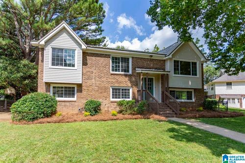 2015 Carraway Ln, BIRMINGHAM, AL, 35235-1913 | Card Image