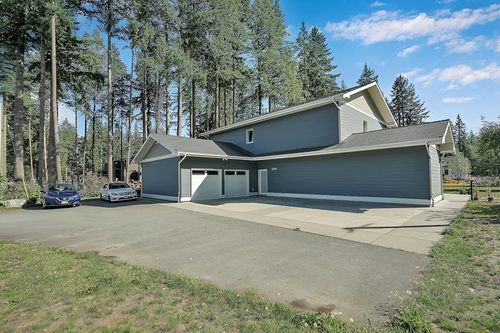 20210 28 Ave, Langley, BC, V2Z2B9 | Card Image