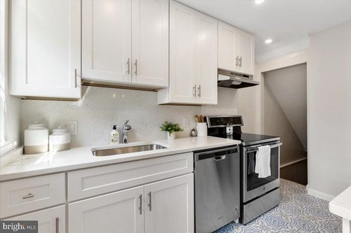 3222 S Utah St, ARLINGTON, VA, 22206-1908 | Card Image