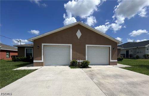717 Se 7th St, Cape Coral, FL, 33990-2854 | Card Image