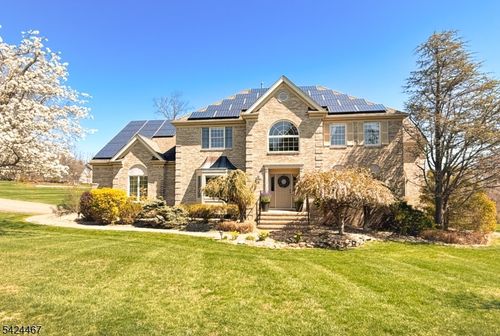 2 Moonlight Trl, Flemington, NJ, 08822-2641 | Card Image