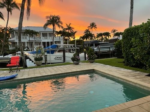 1645 Mullet Ct, NAPLES, FL, 34102-1526 | Card Image