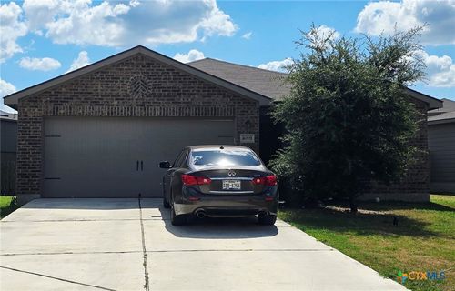 15g-4001 Cressler Ln, Jarrell, TX, 76537-1997 | Card Image