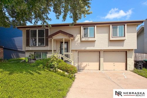 10424 Laurel Avenue, Omaha, NE, 68134 | Card Image