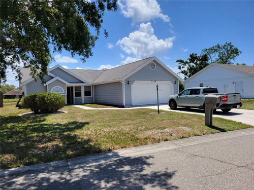 3538 65th Avenue Cir E, SARASOTA, FL, 34243-4116 | Card Image
