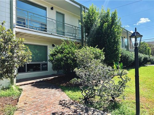 apt-200-801 Henry Clay Ave, New Orleans, LA, 70118-5854 | Card Image
