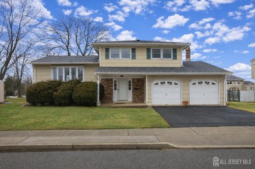 21 Sherwood Rd, Parlin, NJ, 08859-1640 | Card Image