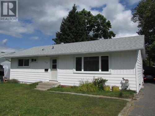 53 Valley Cres, Elliot Lake, ON, P5A2G9 | Card Image