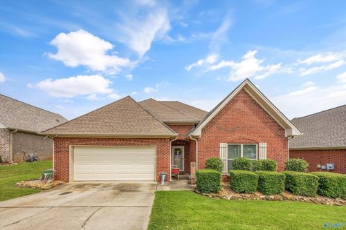 14392 Birkdale Cir, Athens, AL, 35613-8181 | Card Image