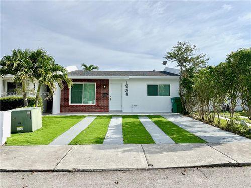 10209 Sw 20th Ter, Miami, FL, 33165-7450 | Card Image