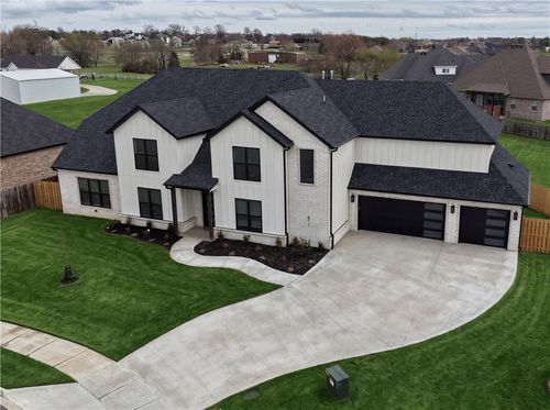 6417 S 59th St, Rogers, AR, 72758-6269 | Card Image