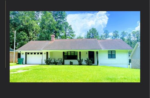 107 W Lakeshore Dr, Carriere, MS, 39426-7907 | Card Image