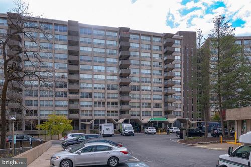 unit-ee1026-1001 City Ave, WYNNEWOOD, PA, 19096-3928 | Card Image