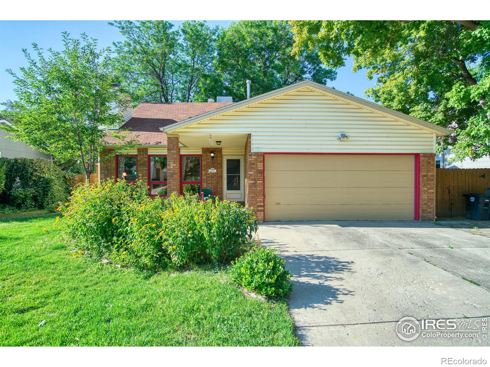 Humboldt Cir, Longmont, CO 80503