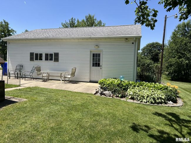 1214 W 2 Nd St, House other with 3 bedrooms, 1 bathrooms and null parking in Kewanee IL | Image 5