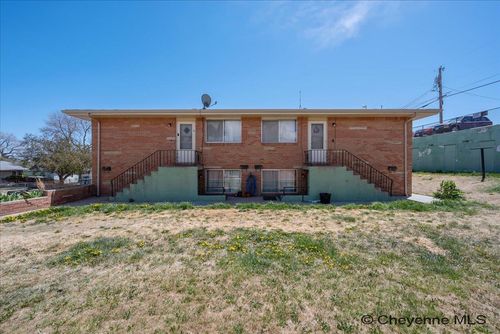 1749 Oxford Dr, Cheyenne, WY, 82001-1657 | Card Image