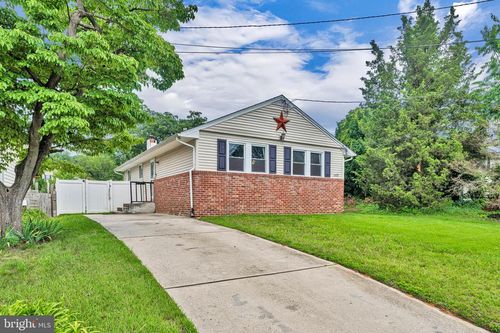 600 Central Ave, RUNNEMEDE, NJ, 08078-1142 | Card Image