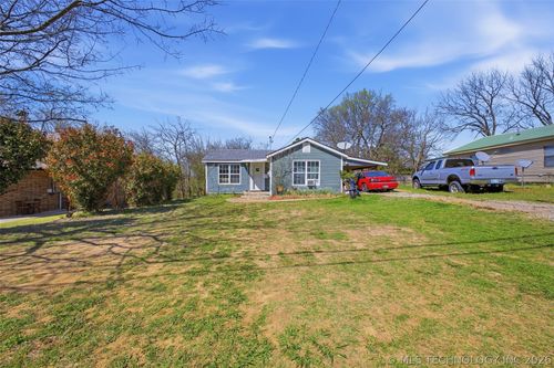 804 E Gardena St, Ada, OK, 74820-2408 | Card Image