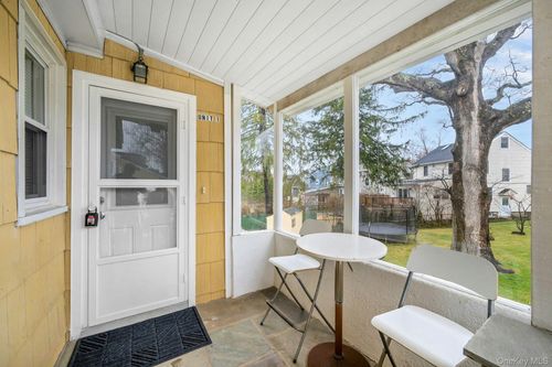 apt-2-10 9th St, New Rochelle, NY, 10801-5859 | Card Image