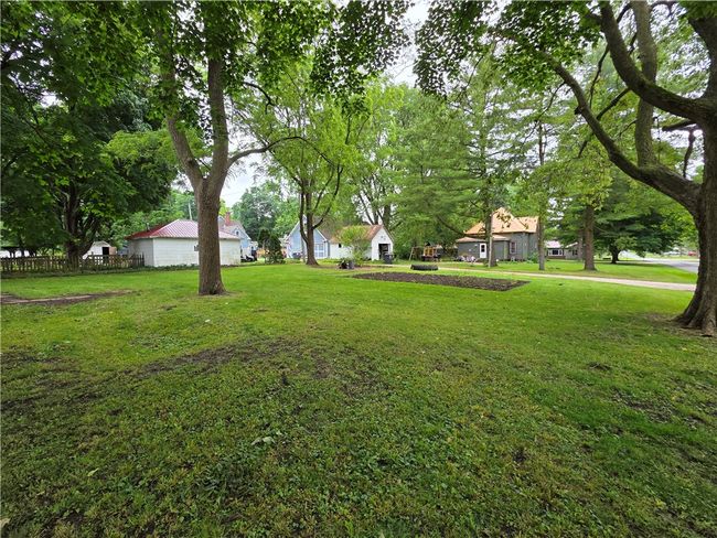 310 N Ellen St, House other with 2 bedrooms, 1 bathrooms and null parking in Homer IL | Image 17
