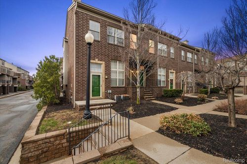 43 Georgetown Ct, Dearborn, MI, 48126-3400 | Card Image