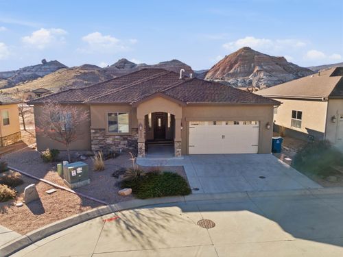 2293 Red Vista Ct, Grand Junction, CO, 81507-1666 | Card Image