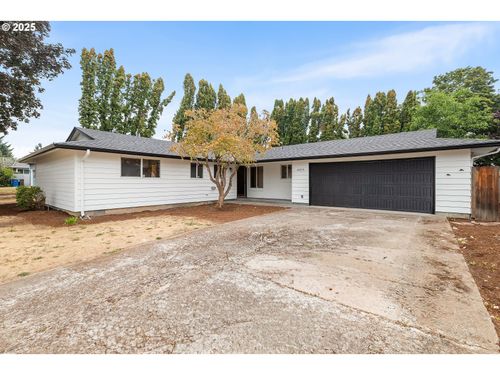 10215 Nw 24th Ave, Vancouver, WA, 98685-4805 | Card Image
