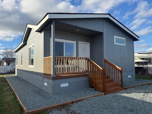 11-3601 Avenue C, White City, OR, 97503-1430 | Card Image