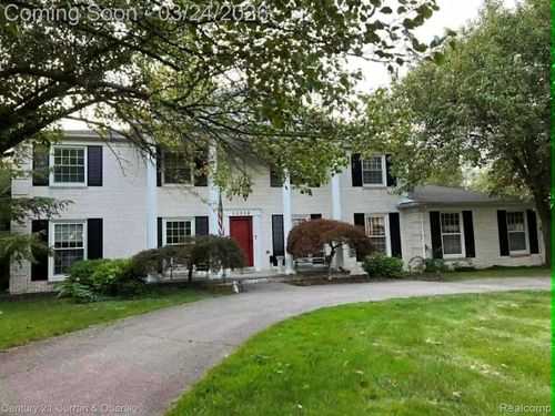 22238 Harlan Dr, Grosse Ile, MI, 48138-1476 | Card Image