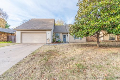 2312 W Boston Street, Broken Arrow, OK, 74012 | Card Image