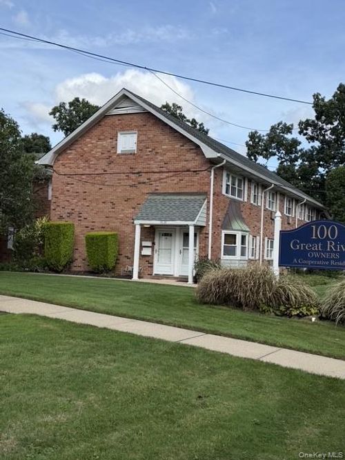 36-100 Connetquot Ave, Islip, NY, 11730 | Card Image