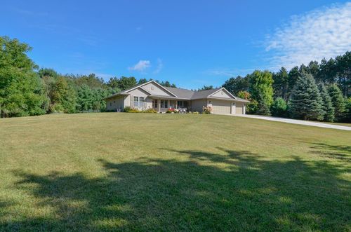 6310 Blue Grouse Trail, LITTLE SUAMICO, WI, 54171 | Card Image