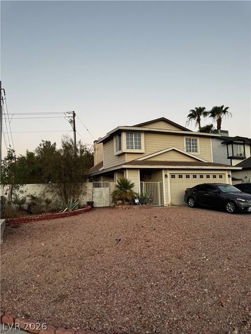 1729 Palo Alto Cir, Las Vegas, NV, 89108-2501 | Card Image