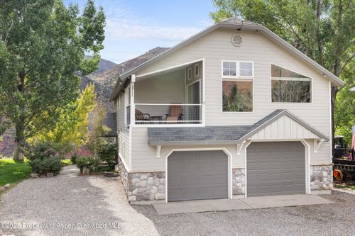 502 Canyon Creek Dr, Glenwood Springs, CO, 81601-9725 | Card Image